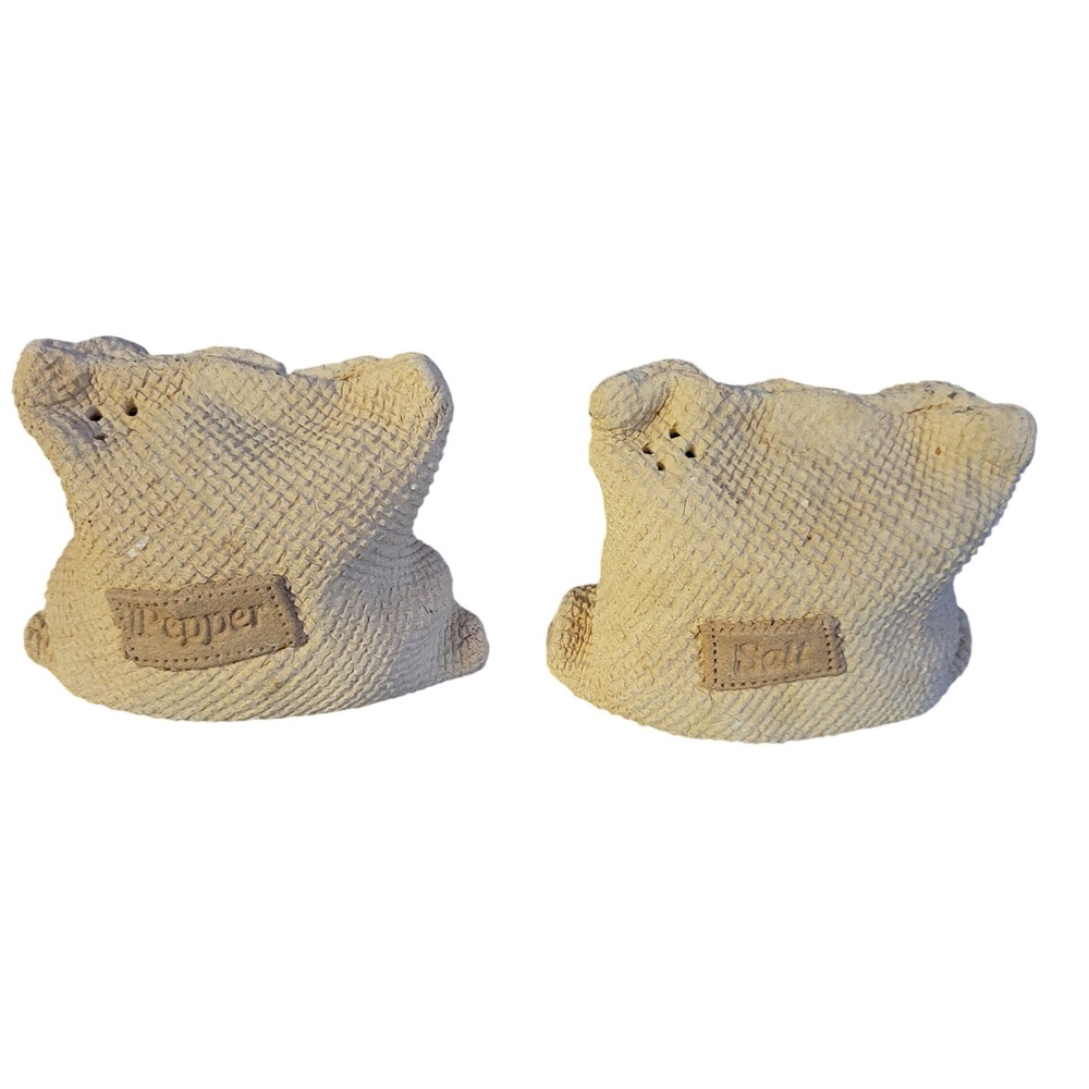Vintage Rustic Burlap Sack‎ Salt and Pepper Shakers Ceramic Farmhouse Decor Tan